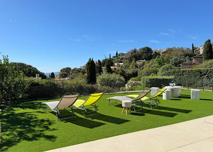 La Cigaliere A 5 Minutes De La A Pied וילה לה לבאנדו