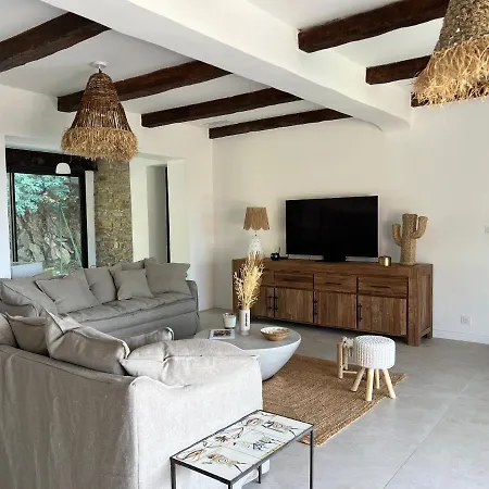 La Cigaliere A 5 Minutes De La A Pied Вилла